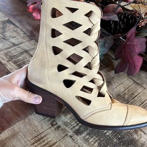 Sundance Catalog Vera Cruz Audree Booties Boots sz 41 or 9.5 Tan Leather Spain